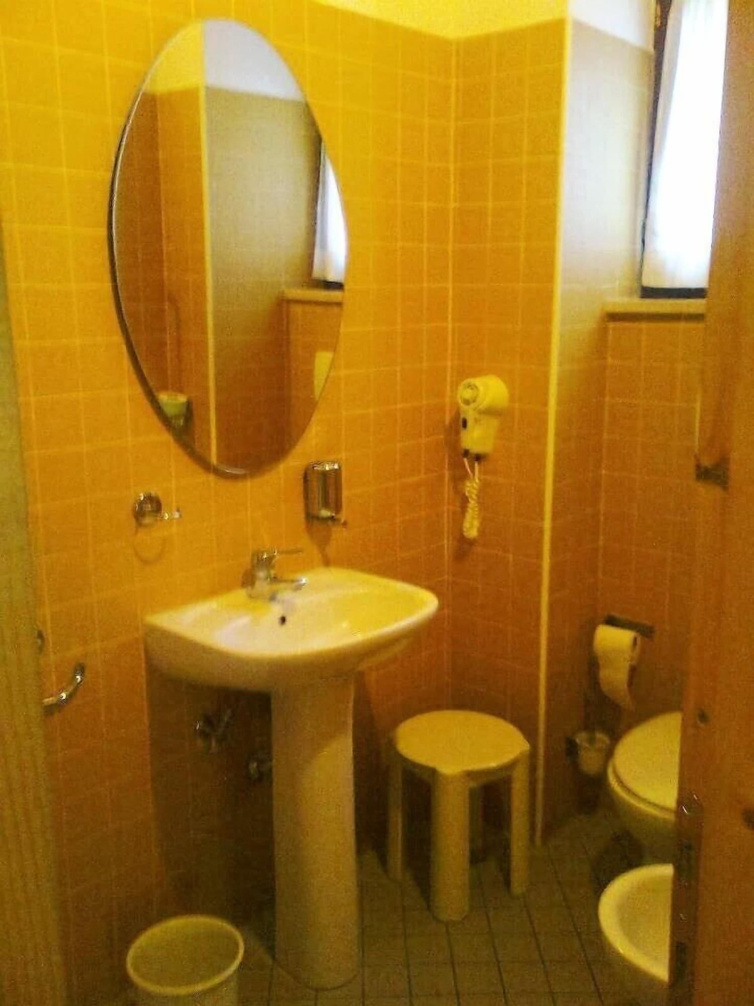 Hotel Tre Ceri Губбіо Екстер'єр фото